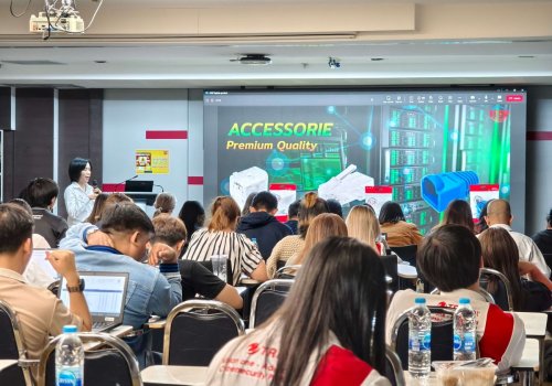 Present To SIS March 2568